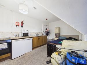 Bedroom- click for photo gallery